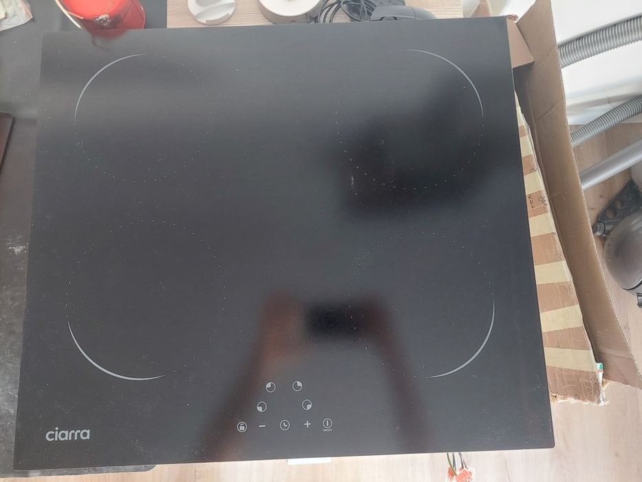 Vendo Placa de indução - Peças ou Arranjar