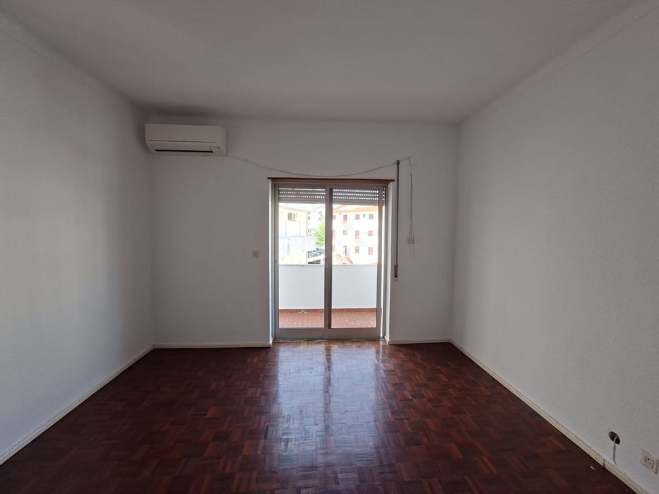 Apartamento T2 para arrendar