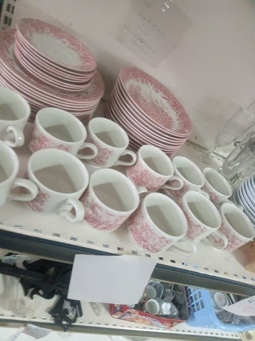 Conjunto chávenas e Pires  antiga