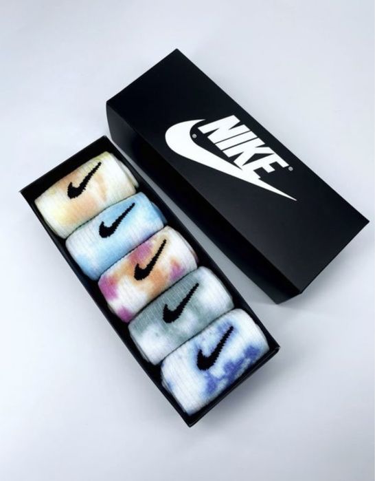 Коробки Nike для носков