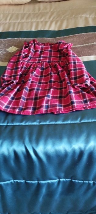 Vestido e casaco cam capuz