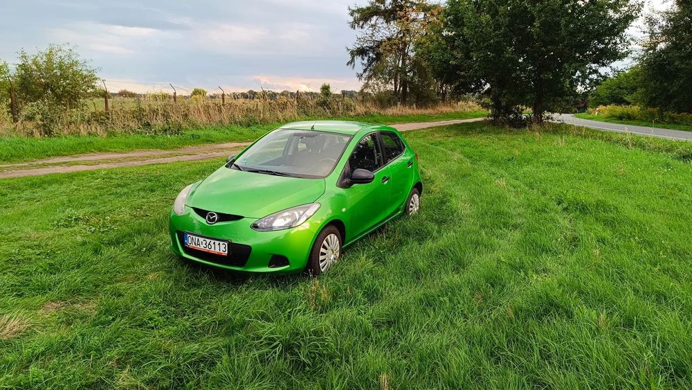 Mazda 2