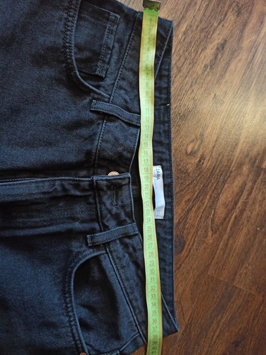Продам джинси ZARA