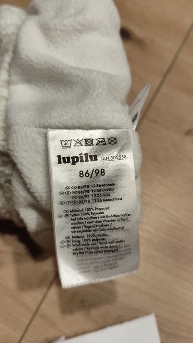 Czapka zimowa biała chrzest