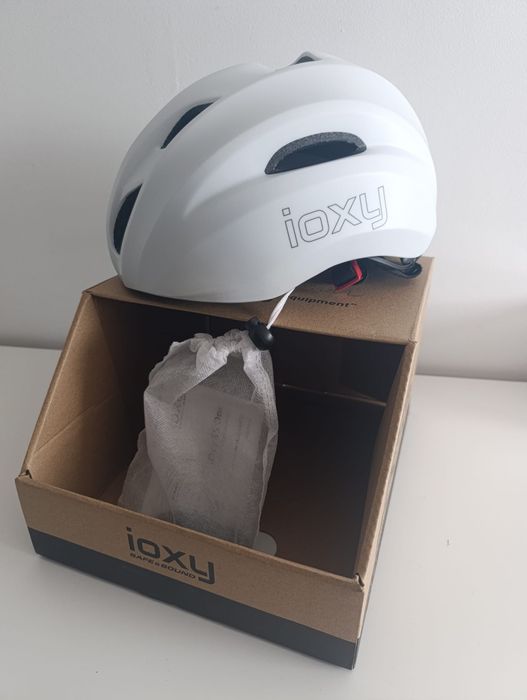 Nowy kask IOXY rozm. M 54-58 cm