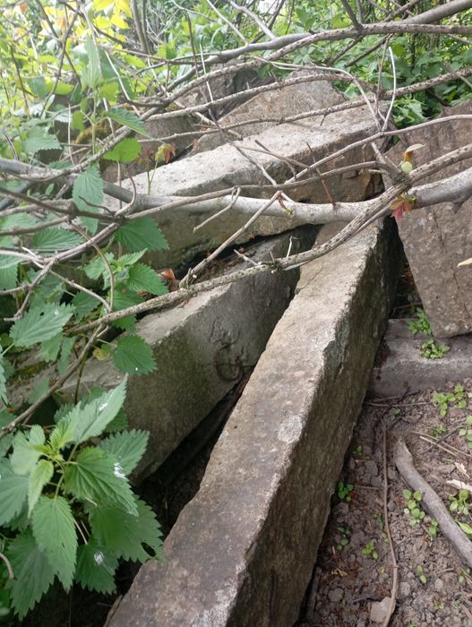 Шпали бетонні залізобетонні
