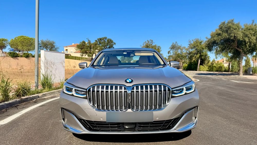 BMW 730