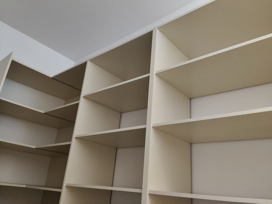 Meble sklepowe, regały, półki, szafki