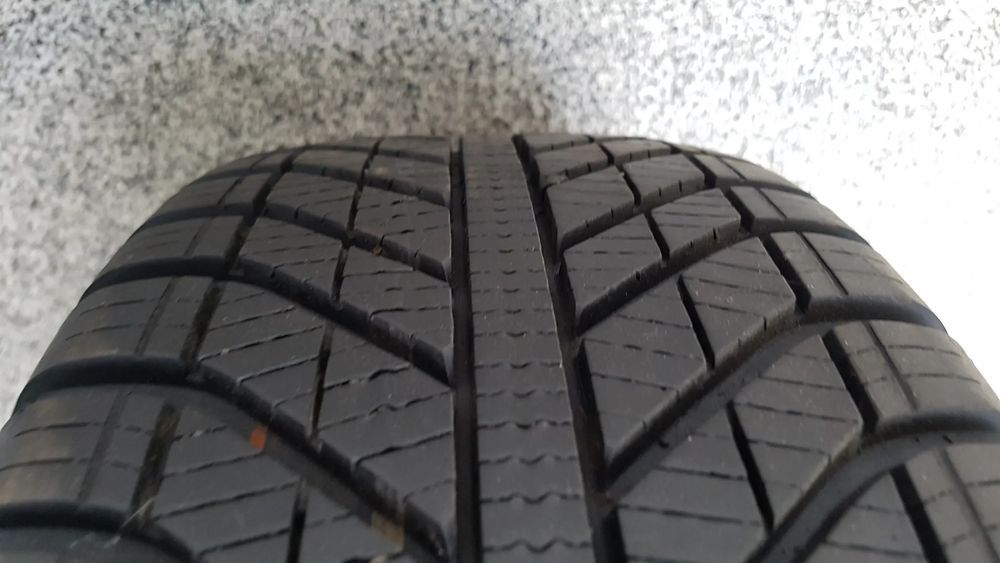 goodyear vector 4season    195/60r16  195/60/16