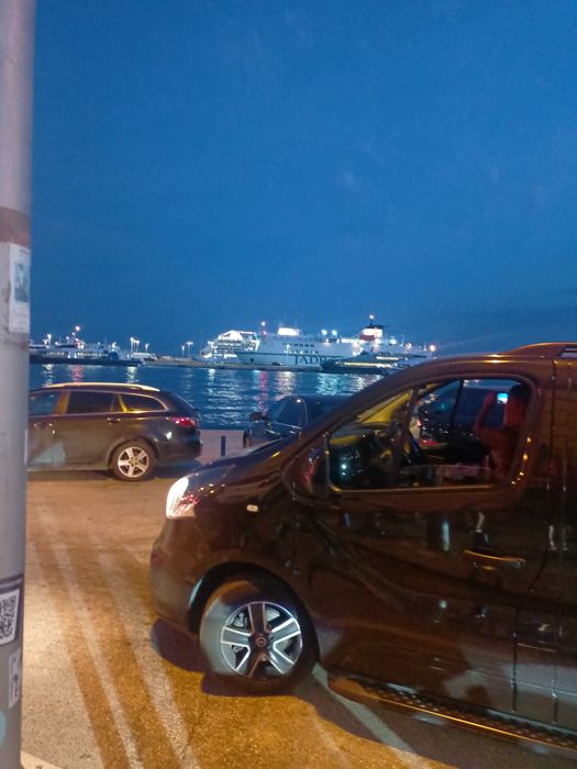 Transport osób wyjazdy przewóz 8+kierowca