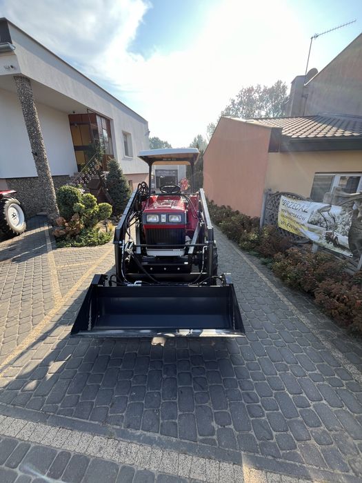 Traktor Shibaura S330 km z ładowaczem łyzka otwierana