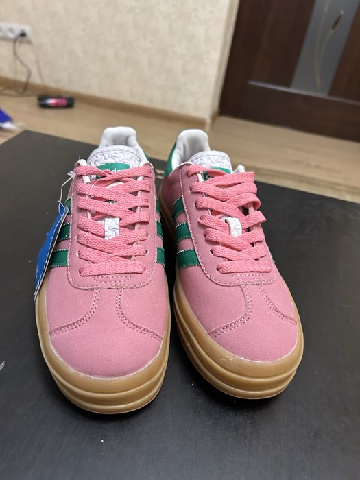 кросівки Adidas Gazelle Bold