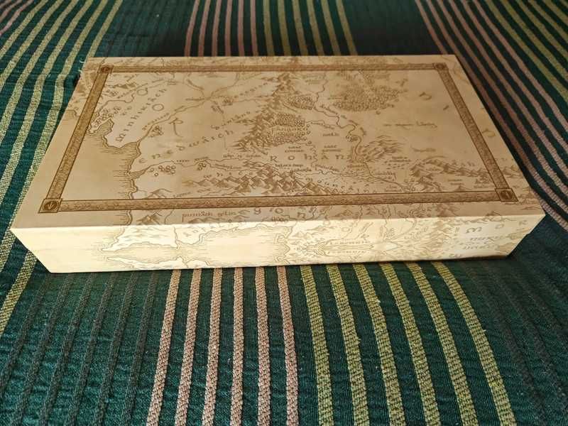 Set 2, White, The Lord of the Rings Chess Collection