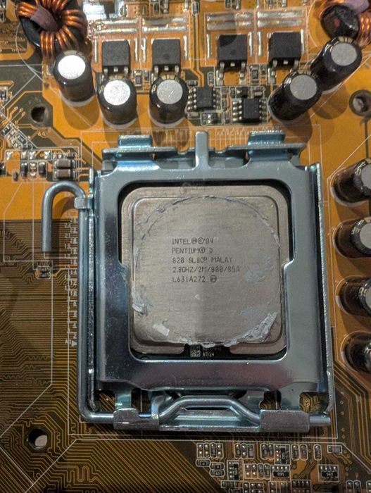 Motherboard ASUS P5B LGA775 + Processador Pentium D