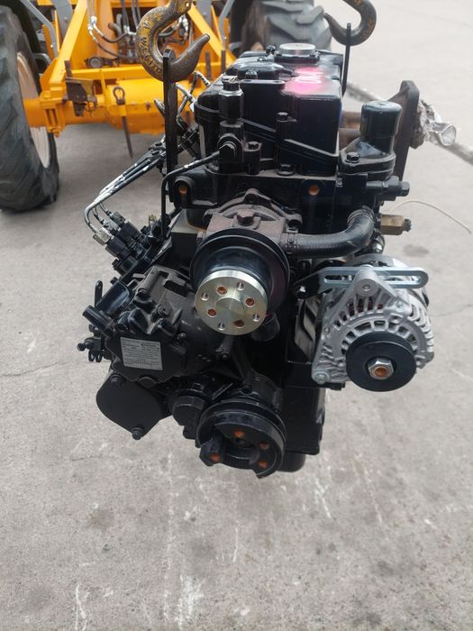 Silnik perkins 403j-17 minikoparka traktorek shibaura
