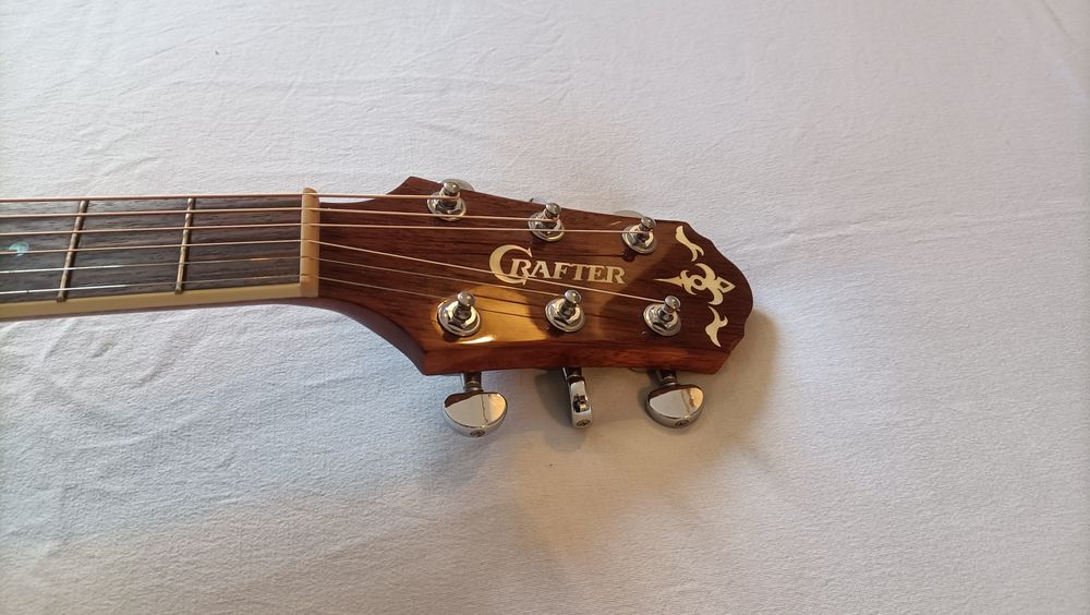 Guitarra acústica Crafter GA 8/N Grand Auditorium + Bag