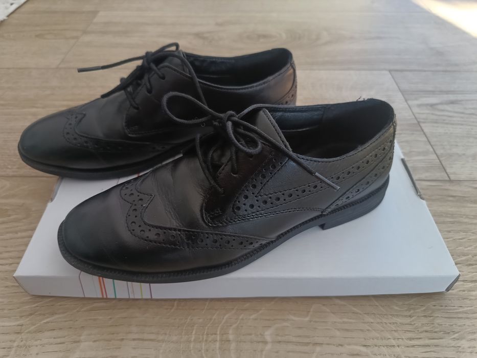 Buty skórzane do komunii rozm 35