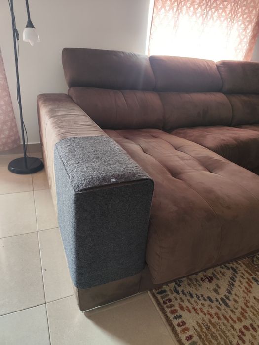Sofá chaise longe  3 lugares