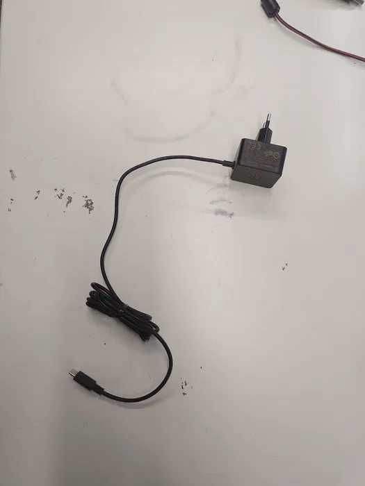 Zasilacz USB C 5,1V / 3A do Raspberry Pi  oryginalny - czarny