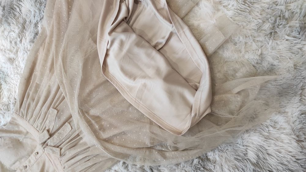 Sukienka na wesele S