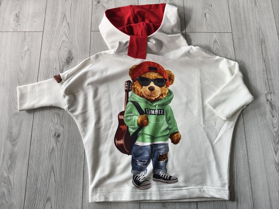 Bluza dresowa rozmiar 134 z kapturem z misiem. Nowa. NOELLE.