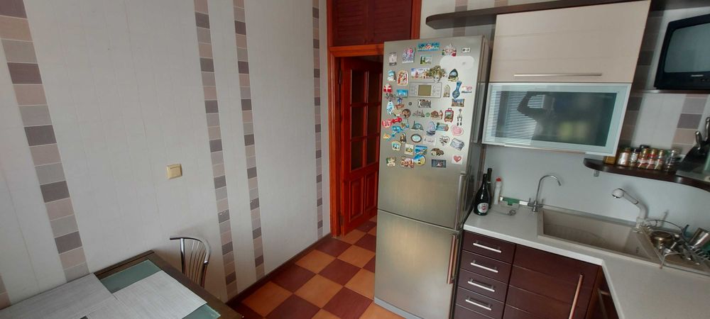 Продаж 2-кiм. квартира в м. Вишневе по вул. Пiвденна