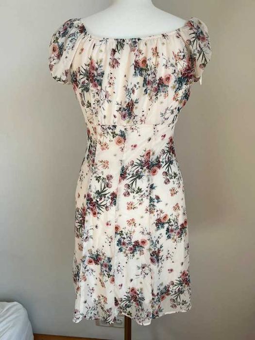 Sukienka biała jasna w kwiaty z podszewką Orsay