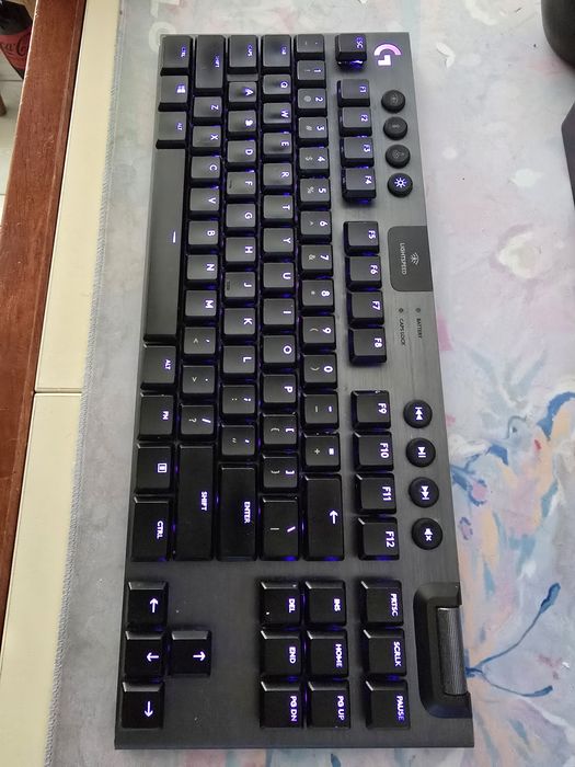 Клавіатура Logitech G915 TKL Lightspeed