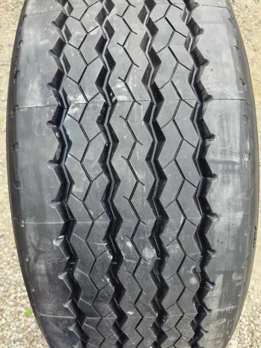 Opona 385/65 R22.5
