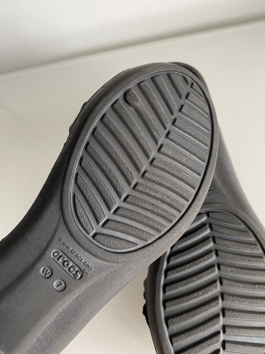 Sandałki Crocs Lina Dorsay r. 37 W7