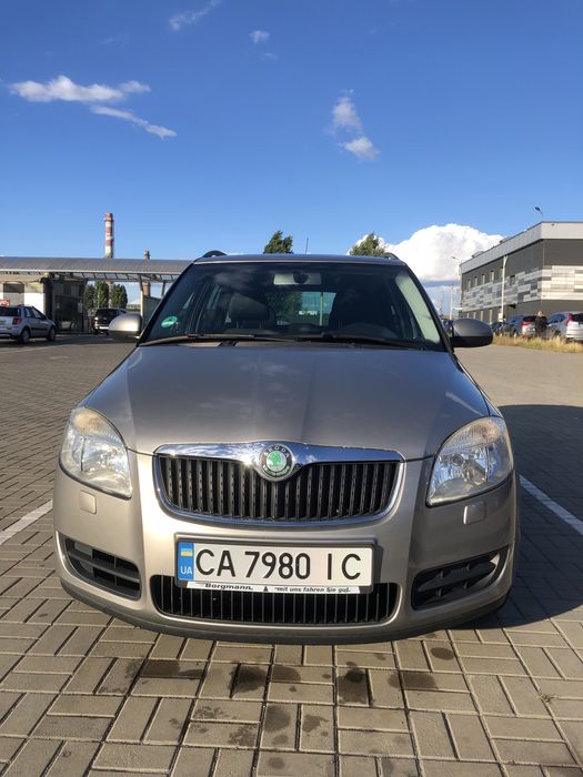 Skoda Fabia 1.6 бензин. 2008 р.в.
