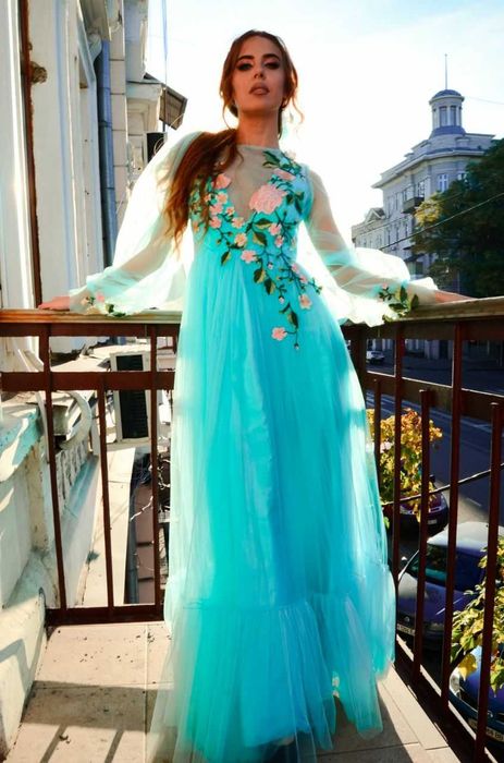 Прокат Вечірніх Суконь в Одесі. Прокат вечерних платьев в Одессе