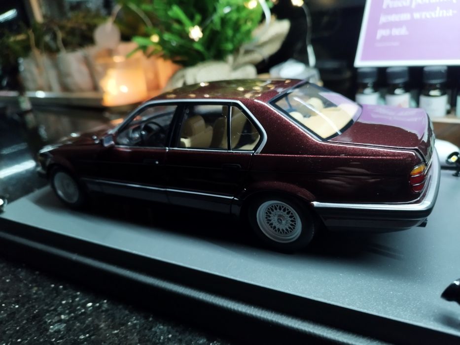 BMW 730i 1986 Minichamps, model skala 1:18