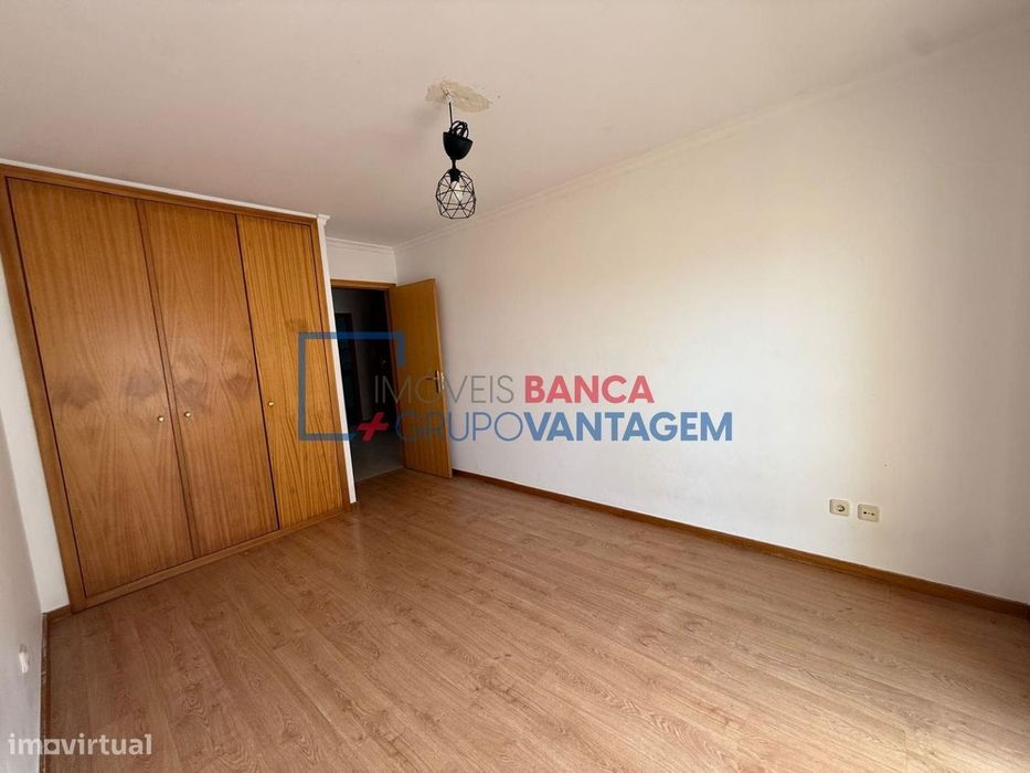 Apartamento T2 C/Varanda - Gondomar