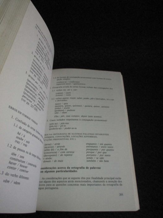 Livro Guia Essencial da Língua Portuguesa Edite Estrela