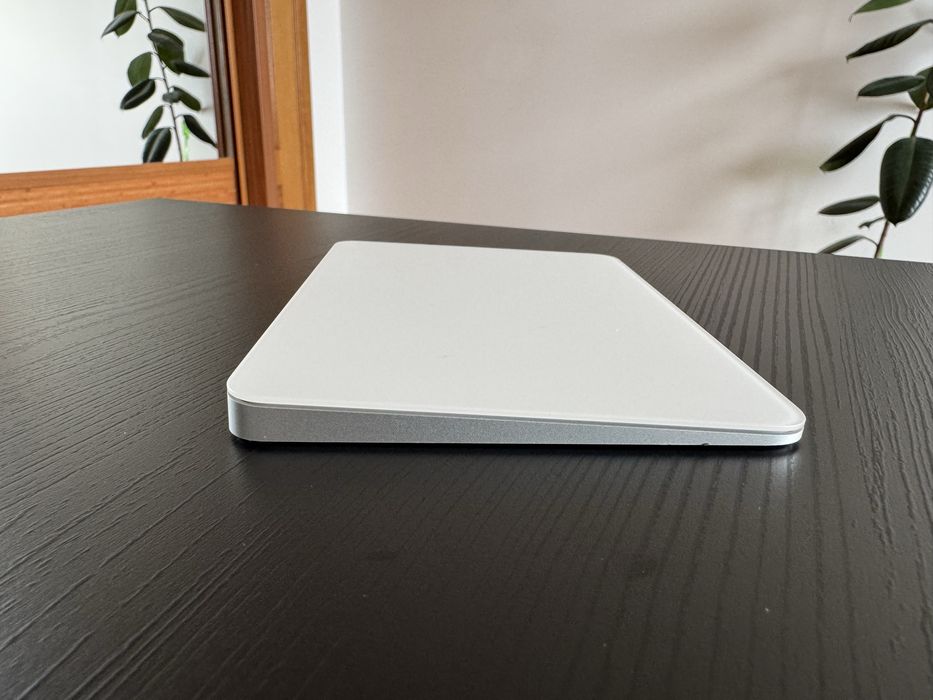 688-Apple Magic Trackpad 2021