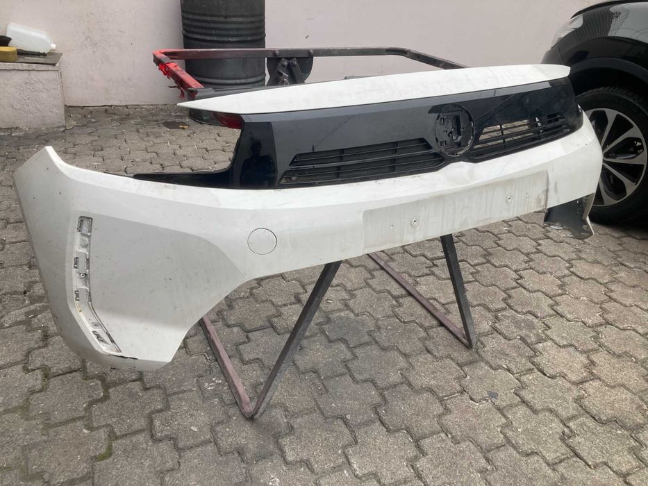Para-choques frente opel corsa 2023 >