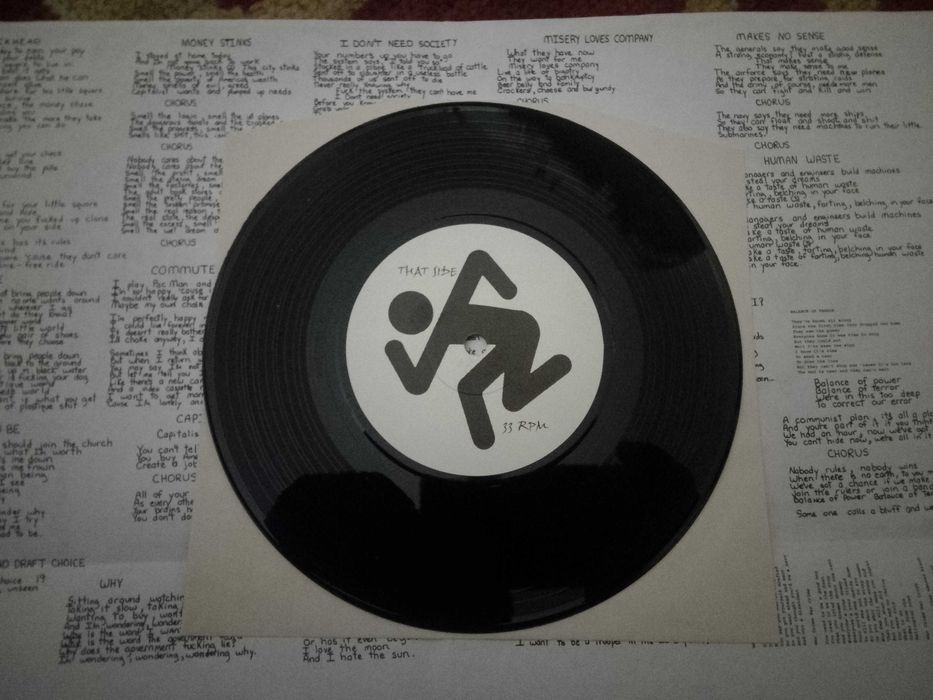 D.R.I. - " Dirty Rotten EP 22 songs " ...