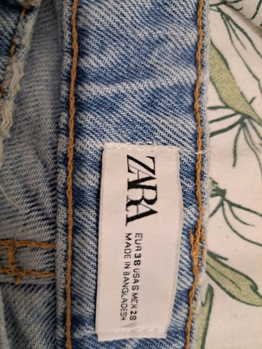 Calças de ganga loja Zara