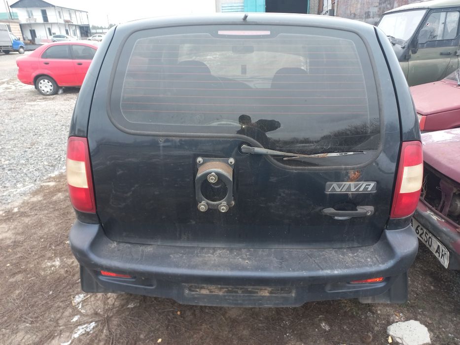 Продам роздатку ніва шевроле.