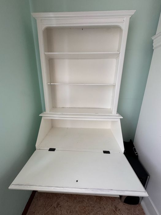 Secretária / Móvel Bureau Lacado em Branco com Estante