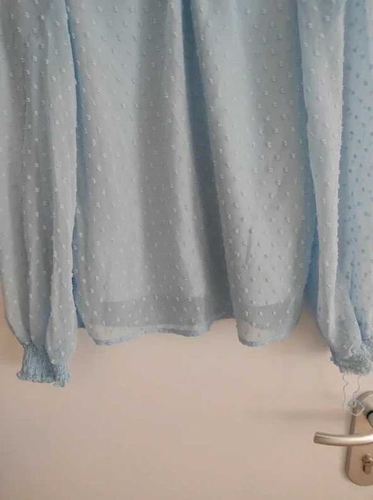 Blusa Azul-Claro Arshiner, tam. 160 – Estilo Romântico com Pintas (Swiss Dot)