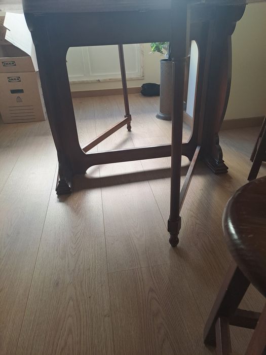 Living Room Table and 6 Benches64585314946049124