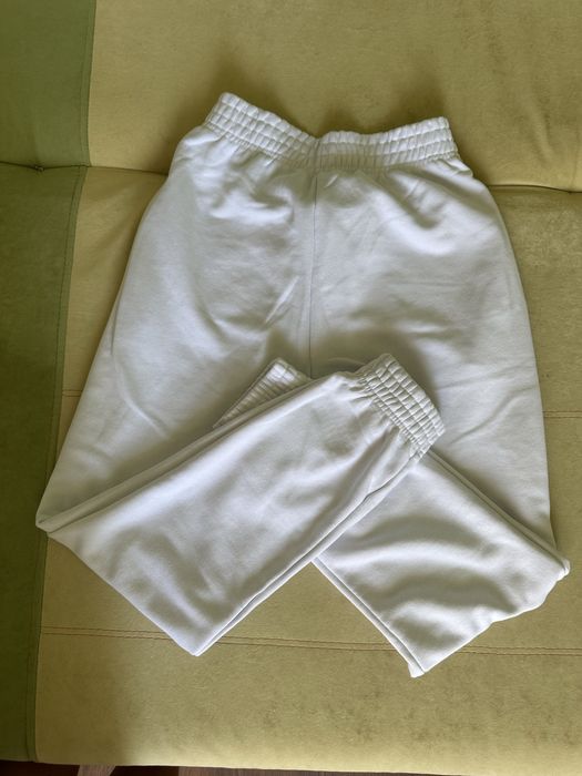 Джогеры женские белые