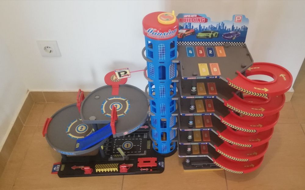 Pista/estacionamento veículos com elevador manual/Altura cerca 1 metro