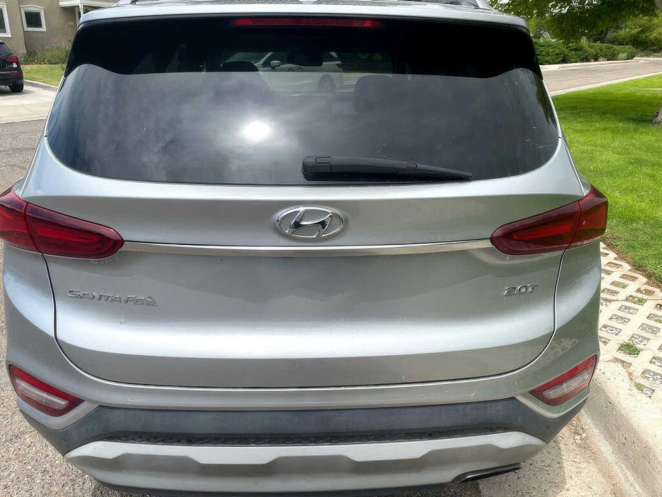 Hyundai Santa Fe SEL      2020
