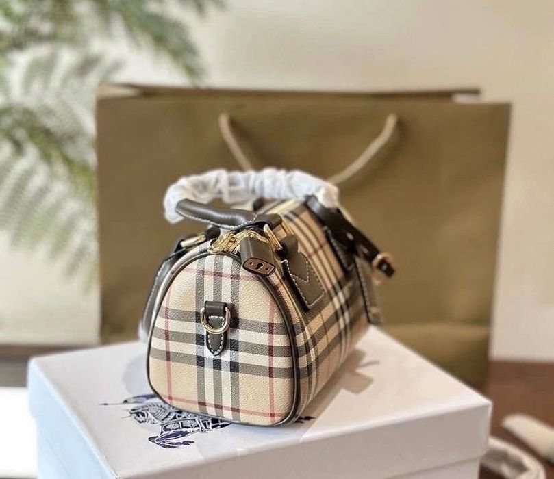 Burberry сумка жіноча бежева alo louis loro christian женская