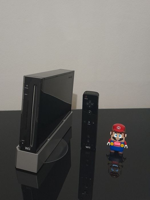 Nintendo Wii Console Black Edition + Wii Remote (EXCELLENT CONDITION)64286396028034123