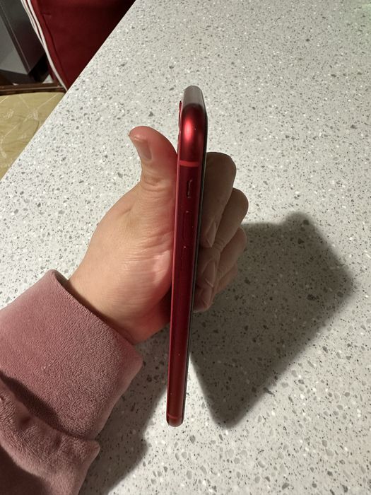 Продам iphone 11 64гб