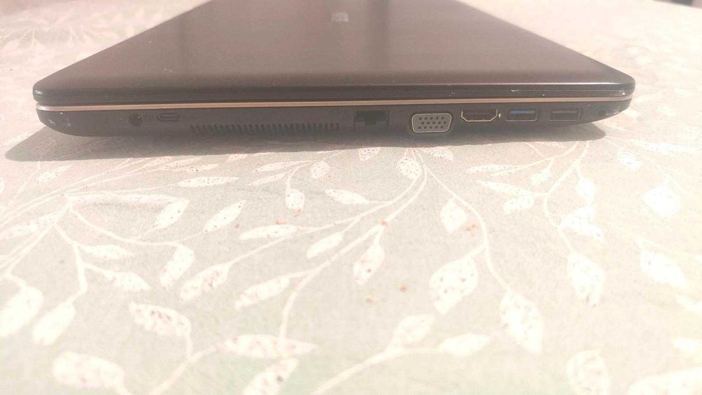 Vendo computador ASUS